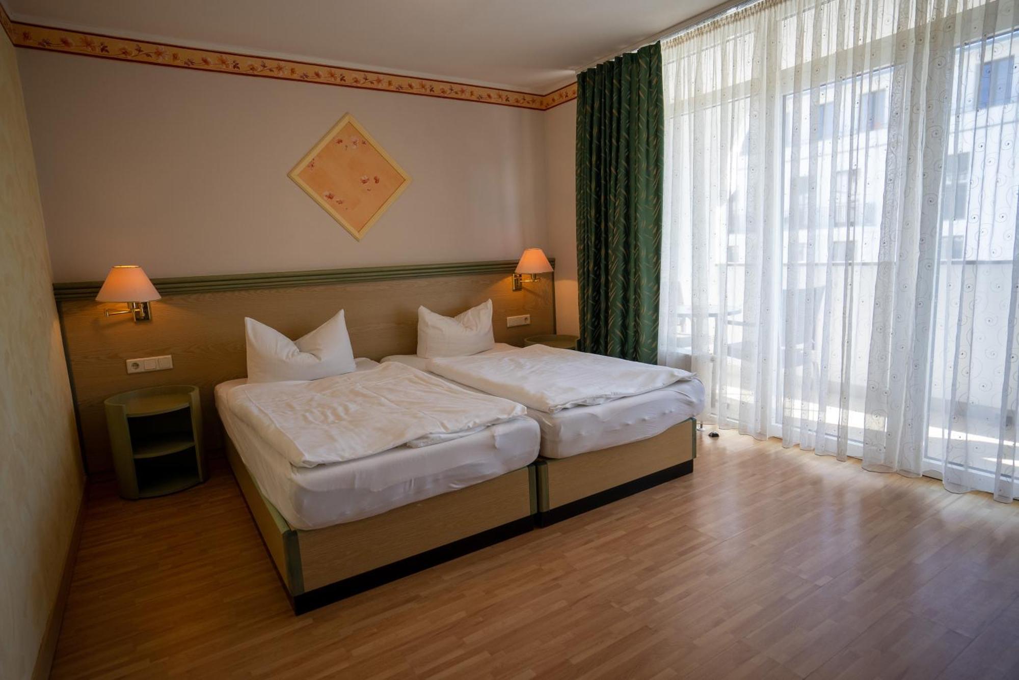 Hotel Esplanade & Aparthotel Rialto Binz Kültér fotó