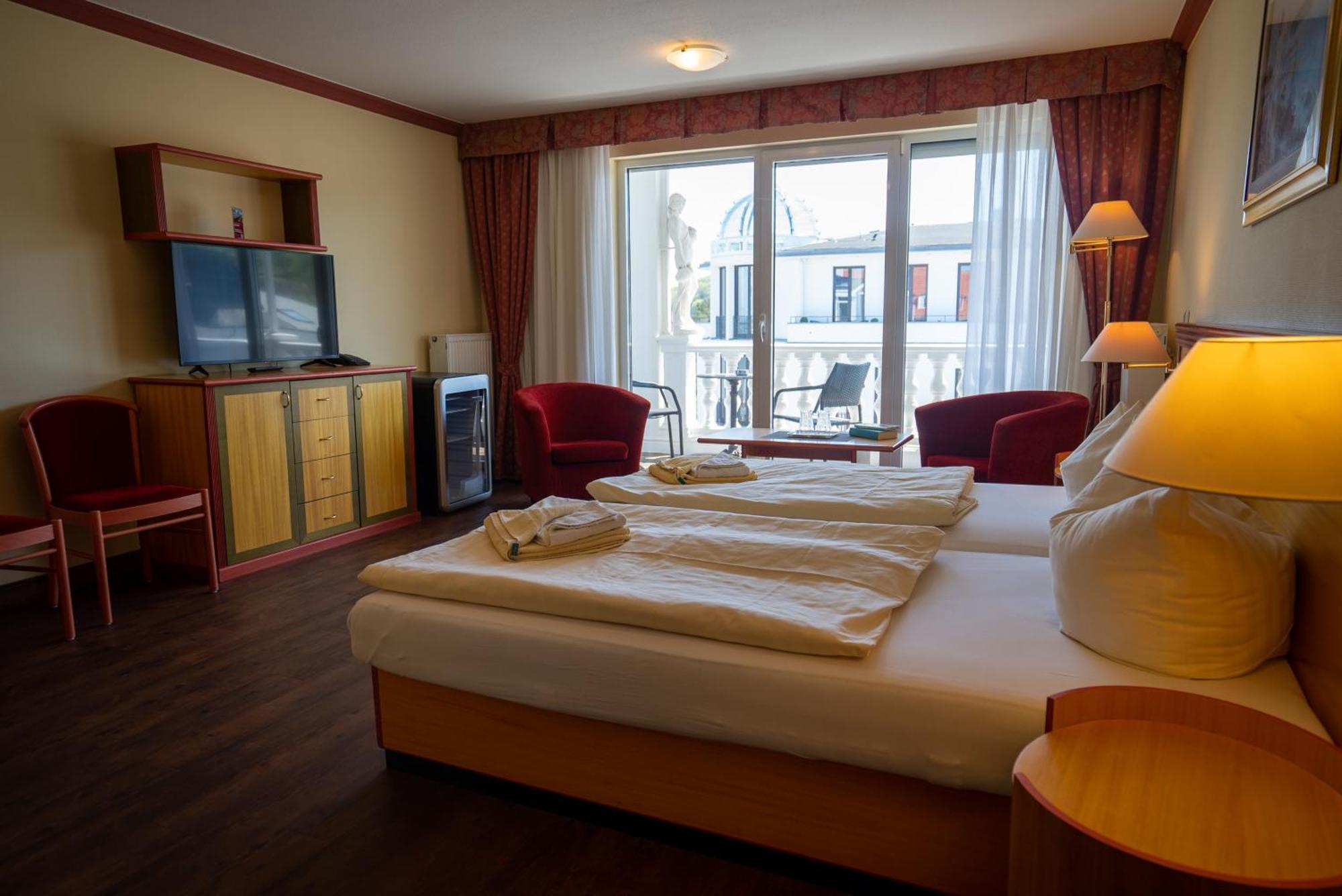 Hotel Esplanade & Aparthotel Rialto Binz Kültér fotó